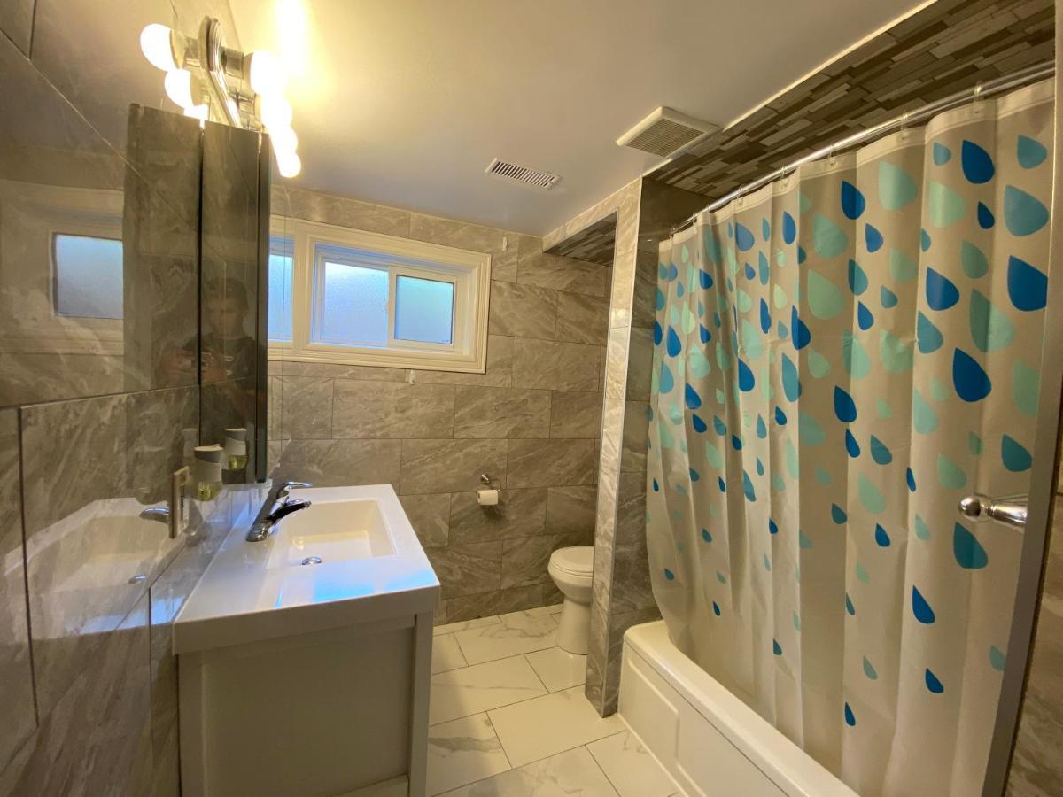 Yonge And Finch Subway !U Spacious & Cozy Private Bdr With Shared Bathroom Toronto Esterno foto